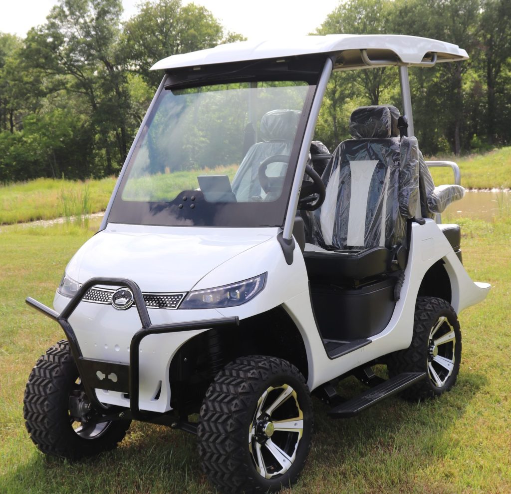 2023 Evolution D3 lifted Texas Premier Golf Carts